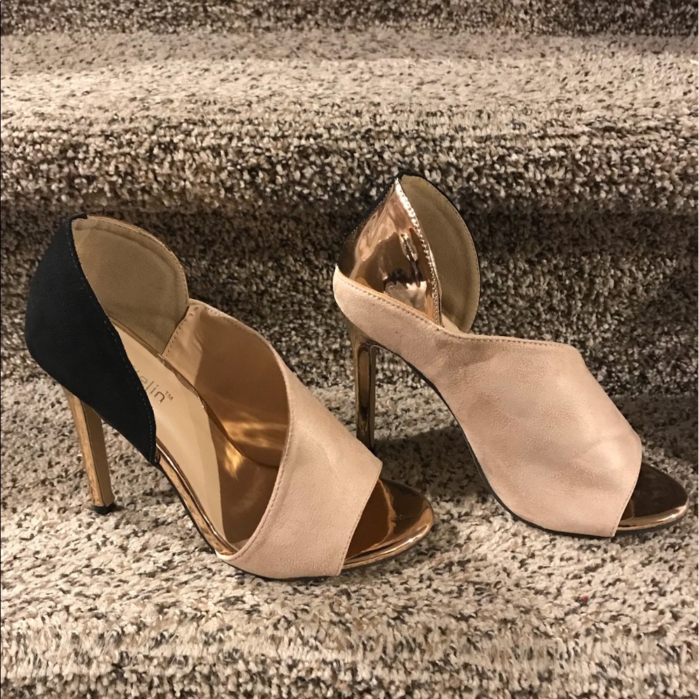 Shoes/Stilettos